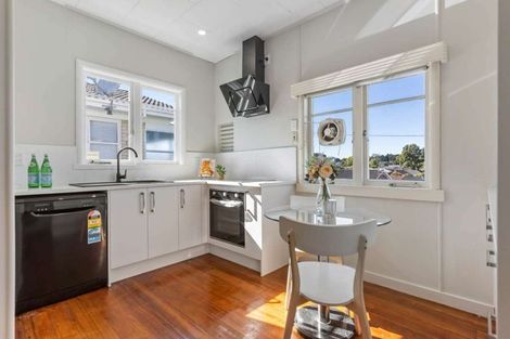 Photo of property in 1/16 Duke Street, Papakura, 2110