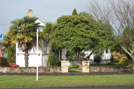 Photo of property in 14 Te Aroha Street, Hamilton East, Hamilton, 3216