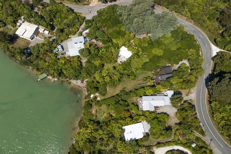 Photo of property in 687 Queen Charlotte Drive, Havelock, Picton, 7281