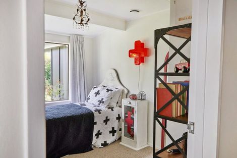 Photo of property in 14 Kuku Street, Te Awanga, 4102