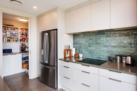 Photo of property in 20 Loveston Lane, Kelvin Grove, Palmerston North, 4470