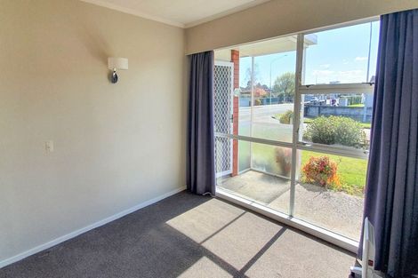 Photo of property in 23 Wallace Place, Hokowhitu, Palmerston North, 4410