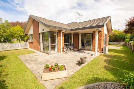 Photo of property in 38 Pelorus Street, Welcome Bay, Tauranga, 3112