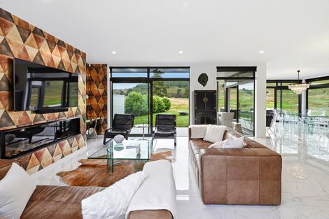 Photo of property in 16 The Fairways, Kinloch, Taupo, 3377