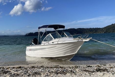 Photo of property in 3 Hall Head Road, Kawau Island, 0920