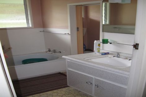 Photo of property in 38 Seaview Road, Paihia, 0200