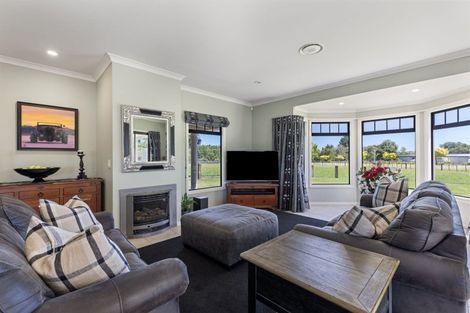 Photo of property in 456 Stoney Creek Road, Kelvin Grove, Palmerston North, 4470