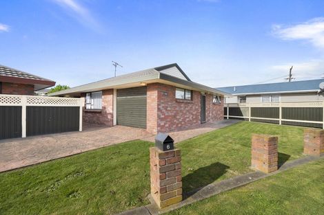 Photo of property in 6 Hammond Street, Bulls, 4818