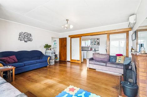 Photo of property in 22 Sare Crescent, Fairfield, Hamilton, 3214