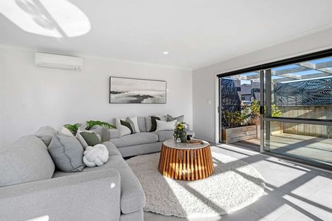 Photo of property in 15 Buckingham Place, Springvale, Whanganui, 4501