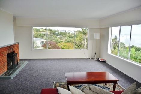 Photo of property in 16 Seaview Road, Cable Bay, 0420