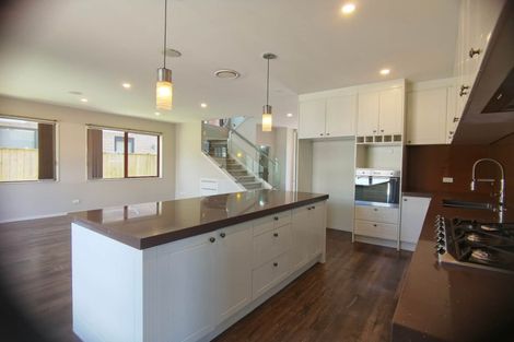 Photo of property in 48 Hughs Way, Flat Bush, Auckland, 2019