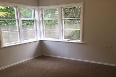 Photo of property in 136 Wyndham Road, Pinehaven, Upper Hutt, 5019