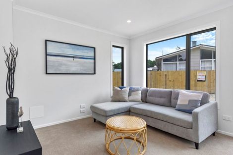 Photo of property in 1/18 Pickering Crescent, Chedworth, Hamilton, 3210