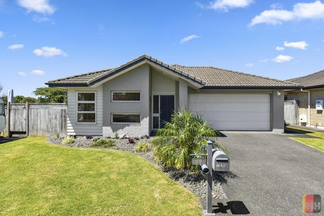 Photo of property in 50 Stranraer Crescent, Wattle Downs, Auckland, 2103