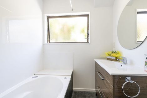 Photo of property in 42a Abilene Crescent, Churton Park, Wellington, 6037