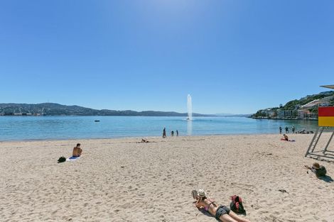 Photo of property in Wharenui Apartments, 274 Oriental Parade, Oriental Bay, Wellington, 6011