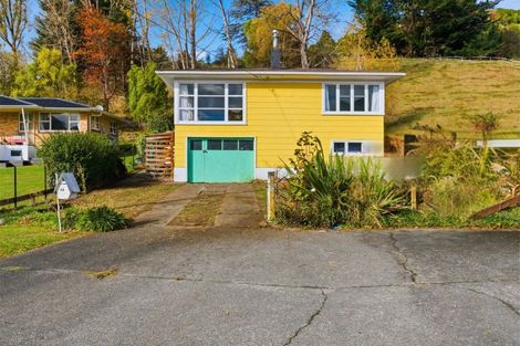 Photo of property in 64 Goldfinch Street, Taihape, 4720