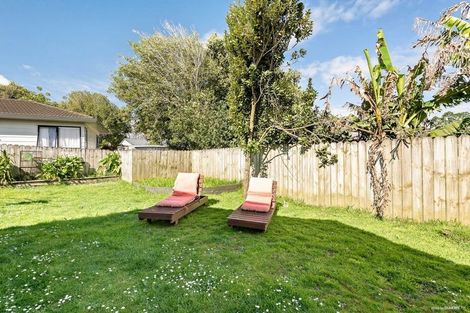 Photo of property in 23 Riverton Drive, Randwick Park, Auckland, 2105