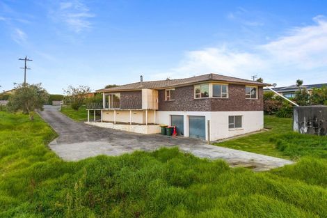 Photo of property in 68 Tapu Road, Huapai, Kumeu, 0810
