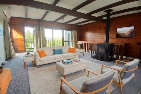 Photo of property in 3 Tree Top Lane, Paparangi, Wellington, 6037