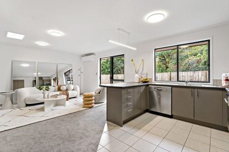 Photo of property in 113a Titirangi Road, New Lynn, Auckland, 0600