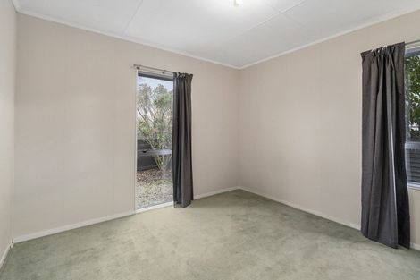 Photo of property in 17 Bendigo Street, Cloverlea, Palmerston North, 4412