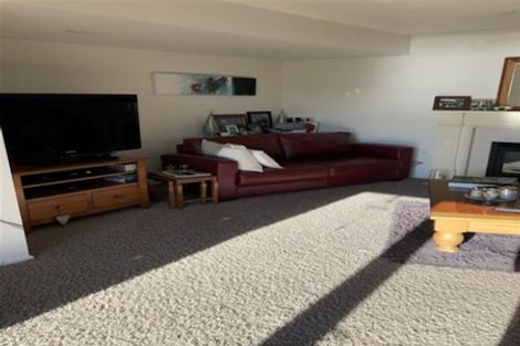 Photo of property in 1/382 Evans Bay Parade, Hataitai, Wellington, 6021