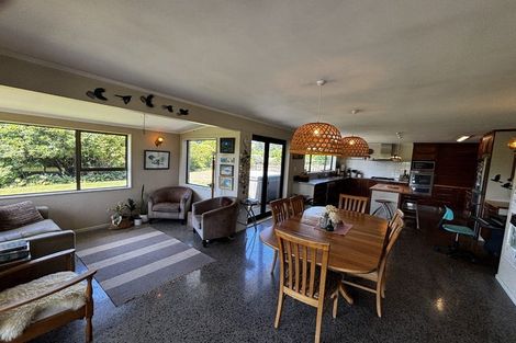 Photo of property in 653 Carrington Road, Hurworth, New Plymouth, 4371