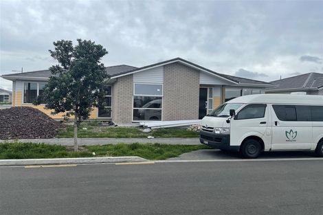 Photo of property in 1 Leatherwood Road, Takanini, 2110