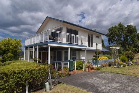 Photo of property in 1/99 Pah Road, Cockle Bay, Auckland, 2014