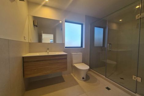 Photo of property in 16d Sheridan Drive, New Lynn, Auckland, 0600