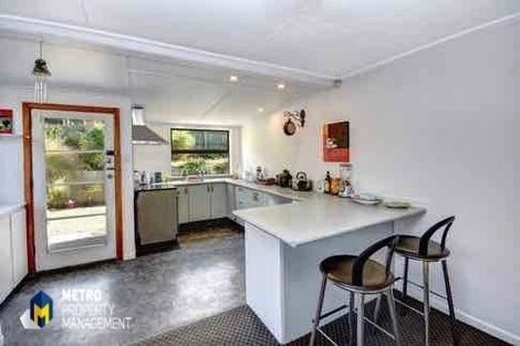 Photo of property in 1 Kowhai Street, Ravensbourne, Dunedin, 9022