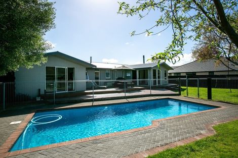 Photo of property in 158 Williams Street, Cambridge, 3434