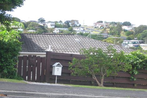 Photo of property in 2/36 Girrahween Drive, Totara Vale, Auckland, 0629
