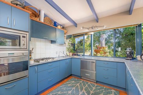 Photo of property in 15 Hilldale Crescent, Kuaotunu West, Whitianga, 3592