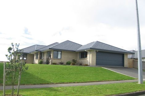Photo of property in 135 Pacific Drive, Fitzherbert, Palmerston North, 4410