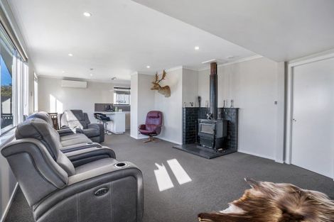 Photo of property in 9 Anne Street, Winton, 9720