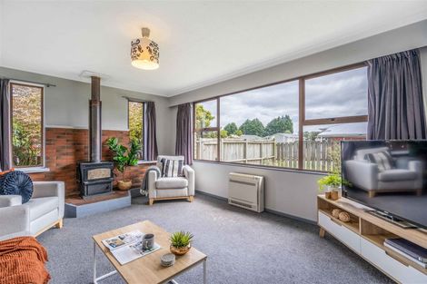 Photo of property in 4 Crowther Crescent, Heidelberg, Invercargill, 9812