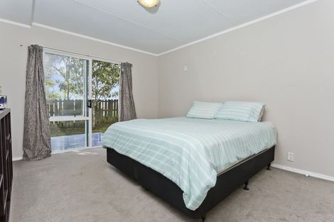 Photo of property in 59 Barbados Drive, Unsworth Heights, Auckland, 0632