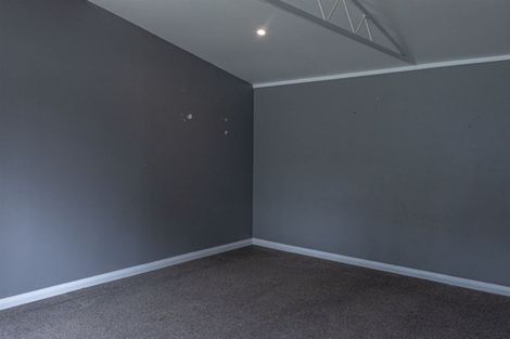 Photo of property in 40 Apollo Parade, Milson, Palmerston North, 4414