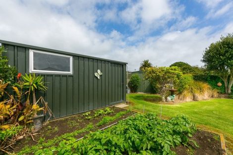 Photo of property in 6 Dillon Drive, Bell Block, New Plymouth, 4312