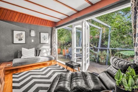 Photo of property in 105a Pahiatua Street, Hokowhitu, Palmerston North, 4410