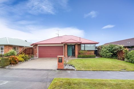 Photo of property in 1 Innisfree Place, Northwood, Christchurch, 8051