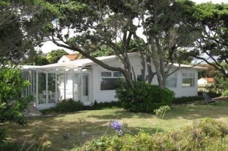 Photo of property in 67 Wharemauku Road, Raumati Beach, Paraparaumu, 5032