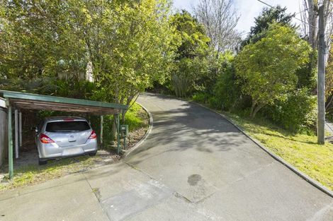 Photo of property in 46 Pinehaven Road, Pinehaven, Upper Hutt, 5019