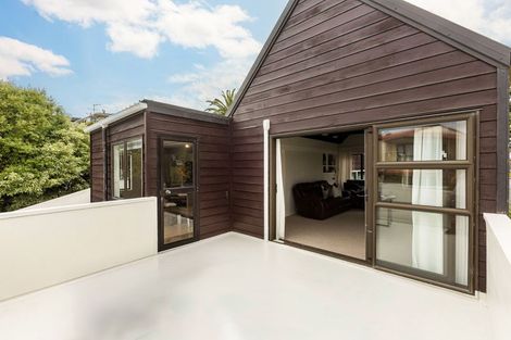 Photo of property in 18 Langwell Place, Papakowhai, Porirua, 5024