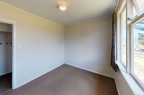 Photo of property in 60-62 Titoki Street, Castlecliff, Whanganui, 4501