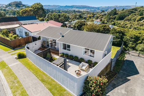 Photo of property in 11 Parkinson Close, Whitby, Porirua, 5024