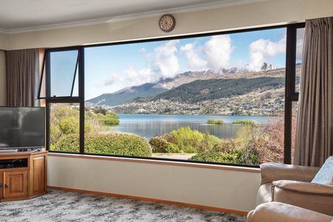 Photo of property in 42 Boyes Crescent, Frankton, Queenstown, 9300